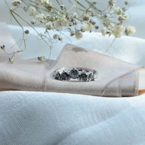 Slightly curved salt and pepper diamond ring FERO Thumbnail