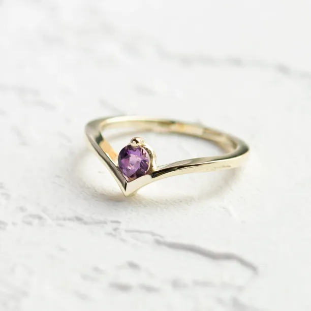 Gold amethyst ring AMY Image