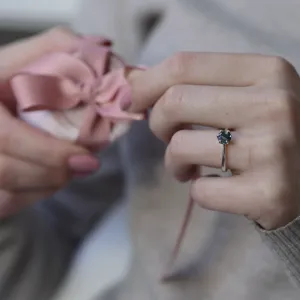 Minimalist gold ring with moss agate STAMI Thumbnail