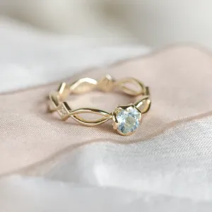 Gold ring with aquamarine and diamonds QUEEN Thumbnail