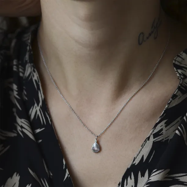 Gold necklace with salt and pepper diamond PERRY Image