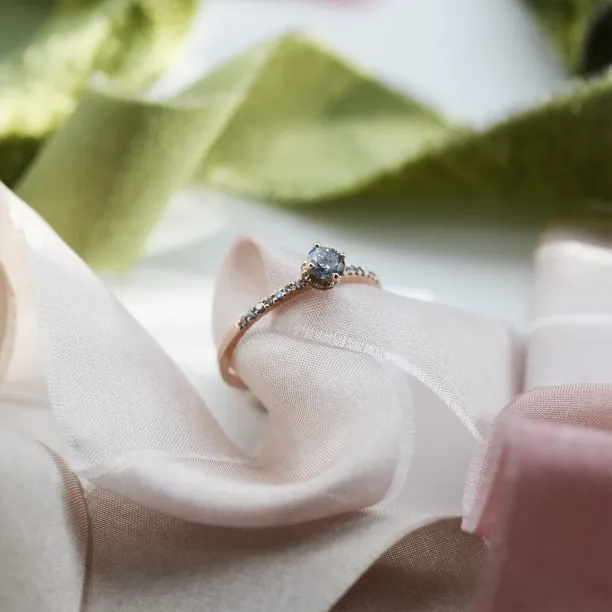 Gold ring with salt and pepper diamonds SANI Image