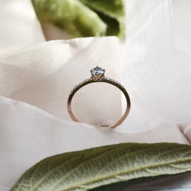 Gold ring with salt and pepper diamonds SANI Image