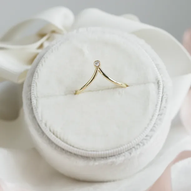 Gold minimalistic teardrop ring with diamond CAREN Image