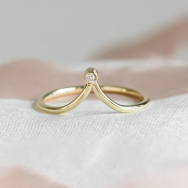 Gold minimalistic teardrop ring with diamond CAREN Image