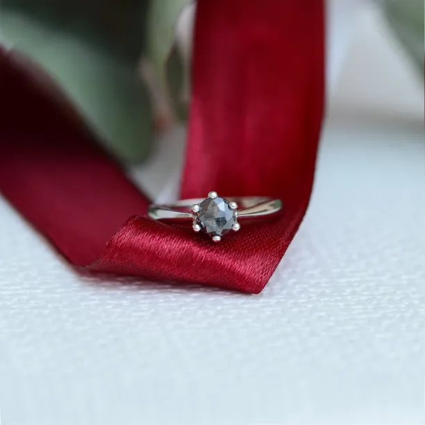 Salt and pepper diamond ring 0.5ct DORE Image