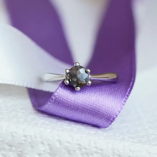 Salt and pepper diamond ring 0.5ct DORE Image