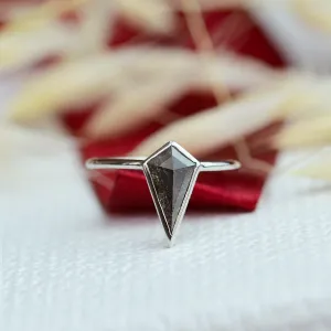 Kite salt and pepper diamond ring KELLY Thumbnail