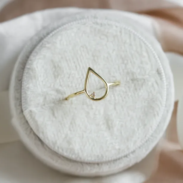 Gold minimalistic teardrop ring with diamond DAYSI Image