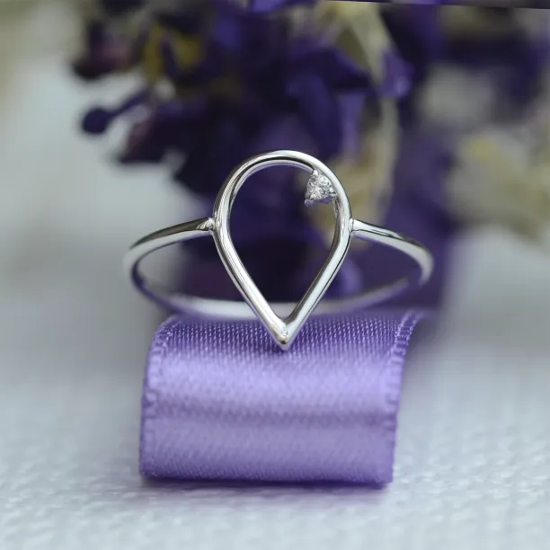 Gold minimalistic teardrop ring with diamond DAYSI Image
