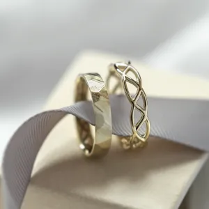 Bright Celtic Wedding Rings Set JAZ Thumbnail