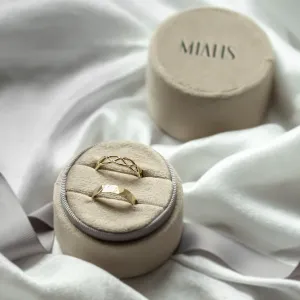 Bright Celtic Wedding Rings Set JAZ Thumbnail