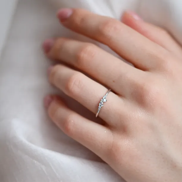 Gold ring with diamonds CLUSTER Image