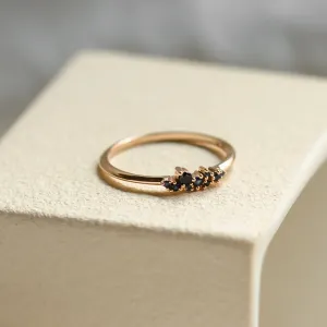 Gold ring with sapphires CLUSTER Thumbnail