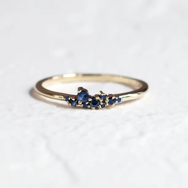 Gold ring with sapphires CLUSTER Image