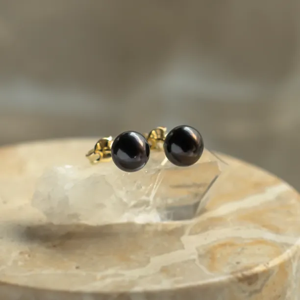 Black pearl studs VASKI Image