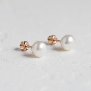 Pearl stud earrings VASKI