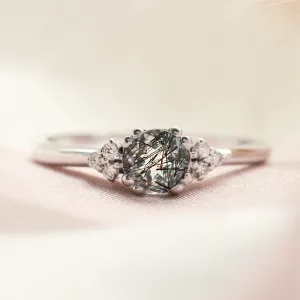 Gold ring with quartz and diamonds MONNY