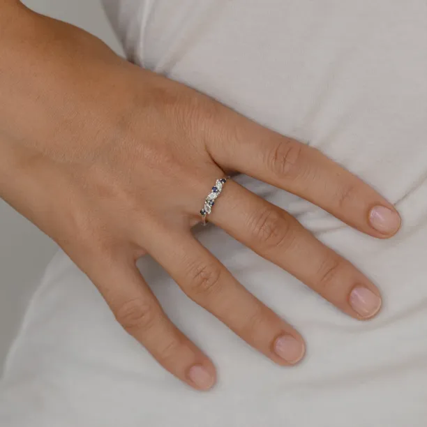 Gold ring with sapphires and diamonds VALLY Image