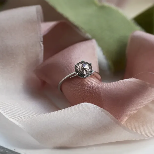 Rutile quartz gold ring OLLY Image