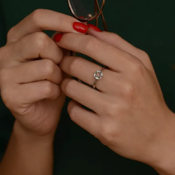 Rutile quartz gold ring STAIM Image