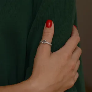 Gold ring with rutile quartz in a Victorian style STAI Thumbnail