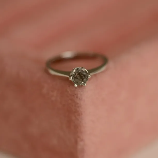 Gold ring with rutile quartz FLORA Image