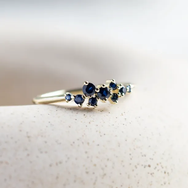 Gold cluster ring with sapphires CLARA Image