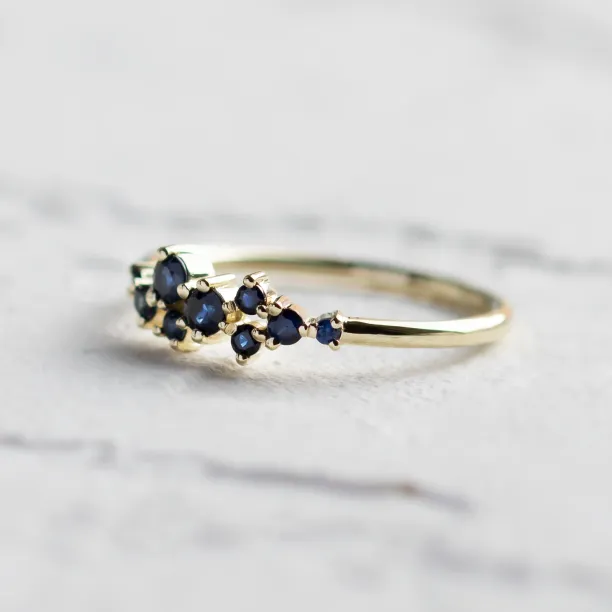 Gold cluster ring with sapphires CLARA Image