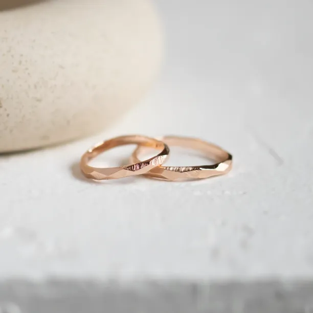Atypical wedding rings GOLI Image