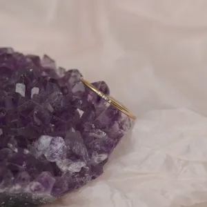 Gold minimalist ring with salt and pepper diamonds OLU Thumbnail