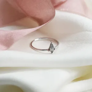 Solid gold ring with salt and pepper diamond ANZI Thumbnail