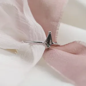 Solid gold ring with salt and pepper diamond ANZI Thumbnail