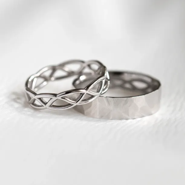 Crossed golden wedding rings JAS Image