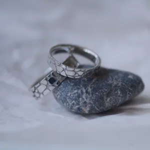 Gold wedding rings with pebbles design TORFA Thumbnail