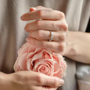 Gold wedding rings with plant motif MIKA Thumbnail