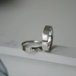 Gold wedding rings with engraved trees FORI Thumbnail