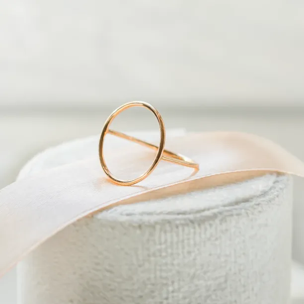 Minimalistic gold ring with the circle NORE Image