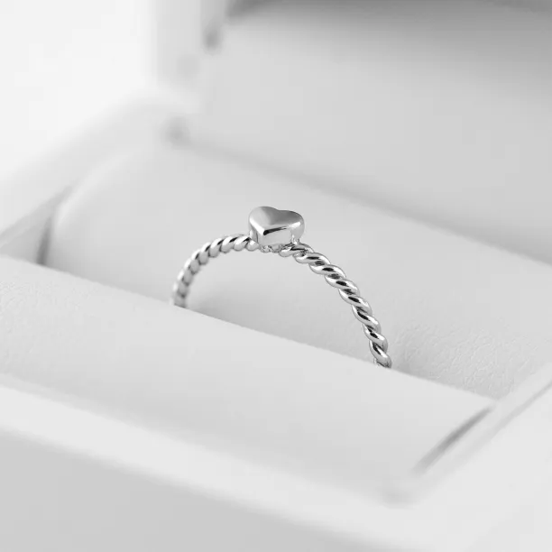 Minimalist gold ring with tiny heart LUSI	 Image