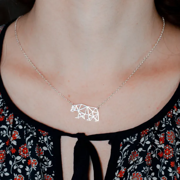 Solid gold polar bear necklace BALLE Image