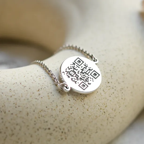 Personalised gold bracelet with QR-code ALEXA Image