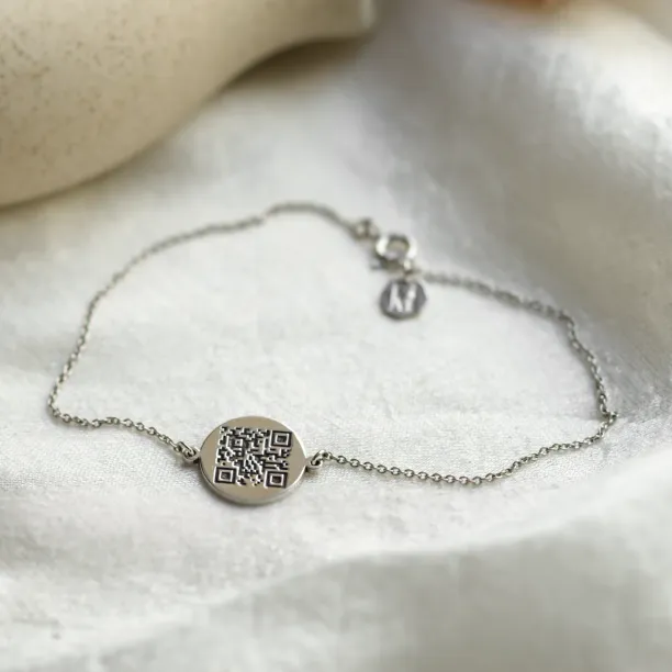 Personalised gold bracelet with QR-code ALEXA Image