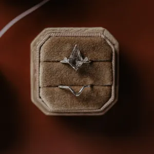 Minimalist ring PALERMO Thumbnail