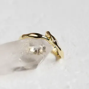 Wavy gold wedding rings with a diamond APRILIA Thumbnail