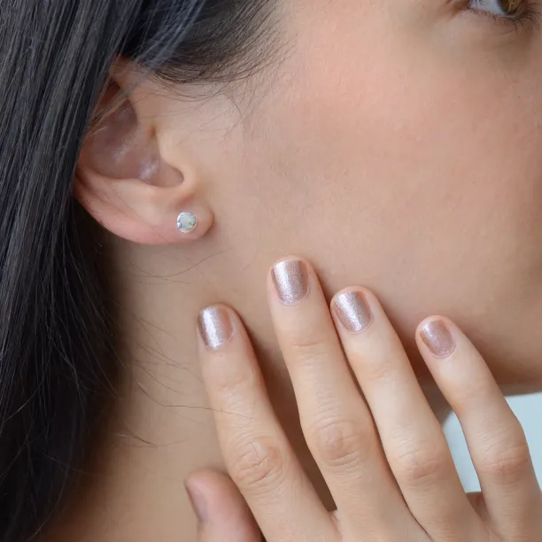 Silver hammered stud earrings with push back closure RIMINI Image