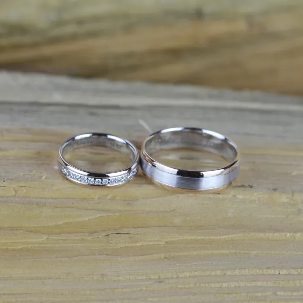 AVRIL combination gold diamond wedding rings Image