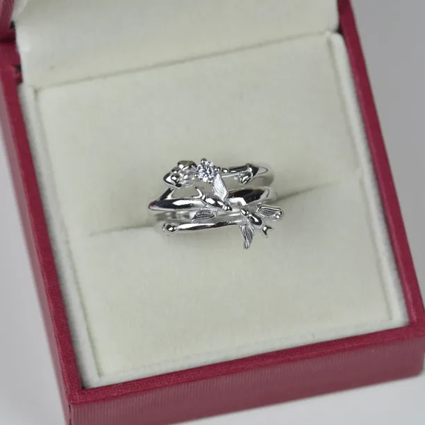 Gold ring with emerald GINA Image