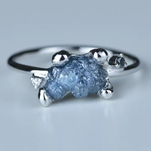 Gold ring with raw diamond TRACY Image