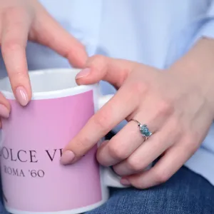 Gold ring with raw diamond TRACY Thumbnail