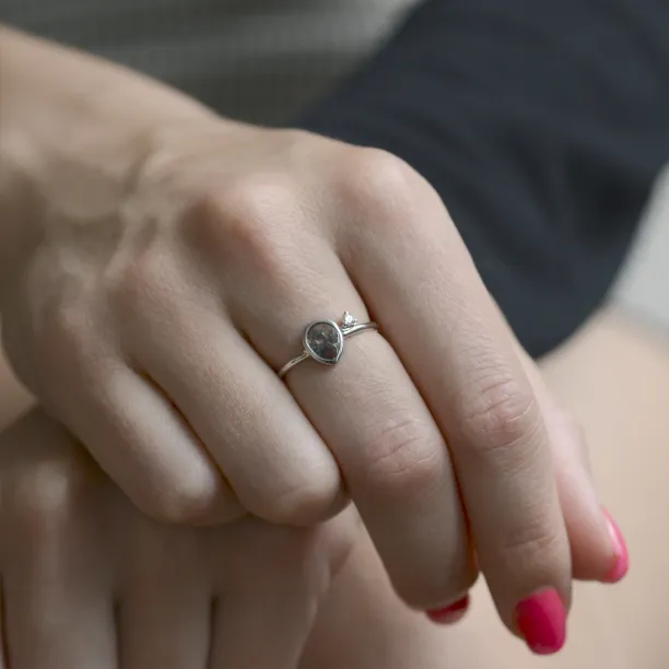 MICHELLE gold ring with salt and pepper diamond 0.6ct Image